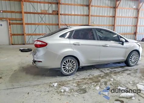 2014 Ford Fiesta Titanium z USA, uszkodzony, nr VIN 3FADP4CJXEM107270